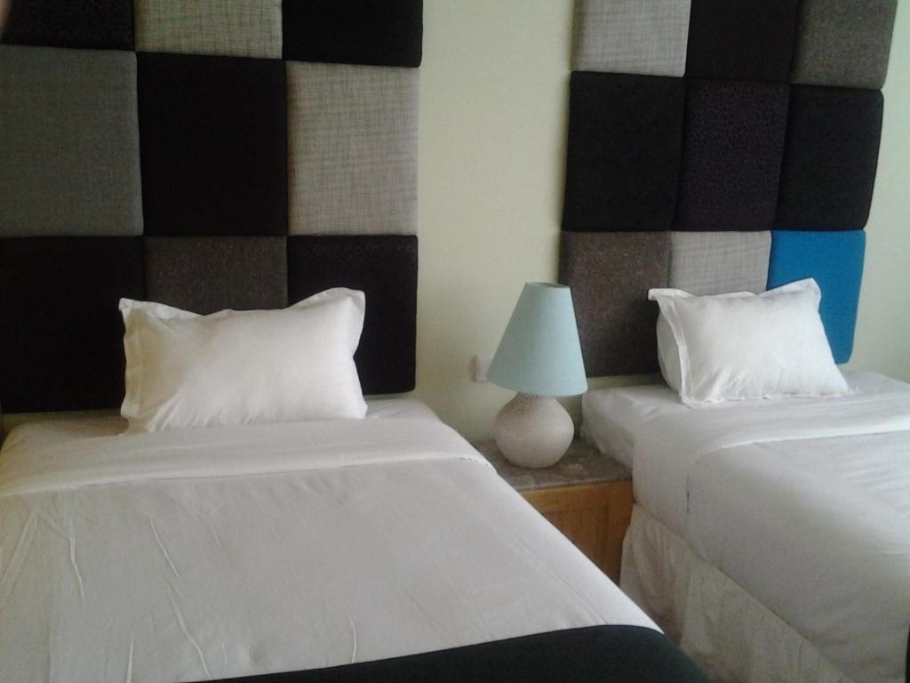 Chara Hotel Bandung Zimmer foto