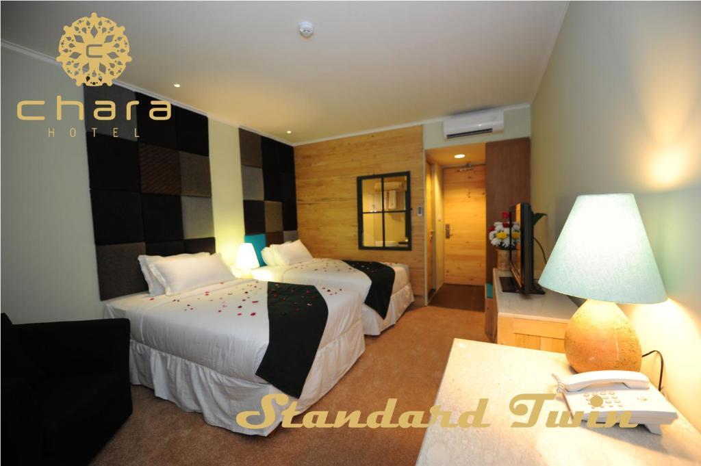 Chara Hotel Bandung Zimmer foto