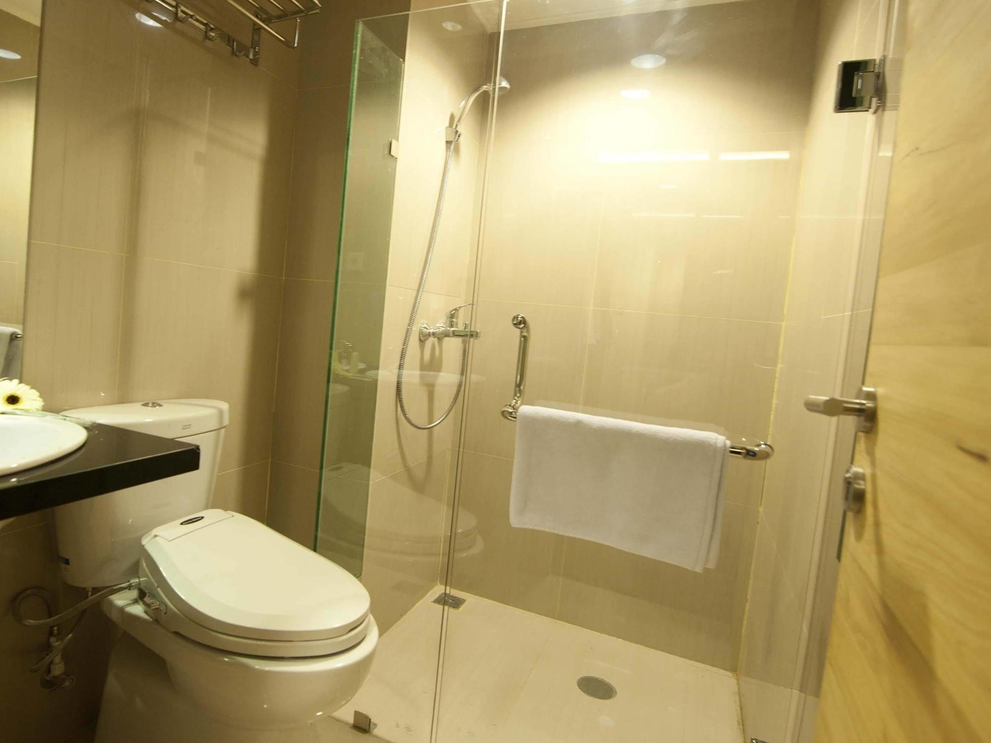 Chara Hotel Bandung Exterior foto